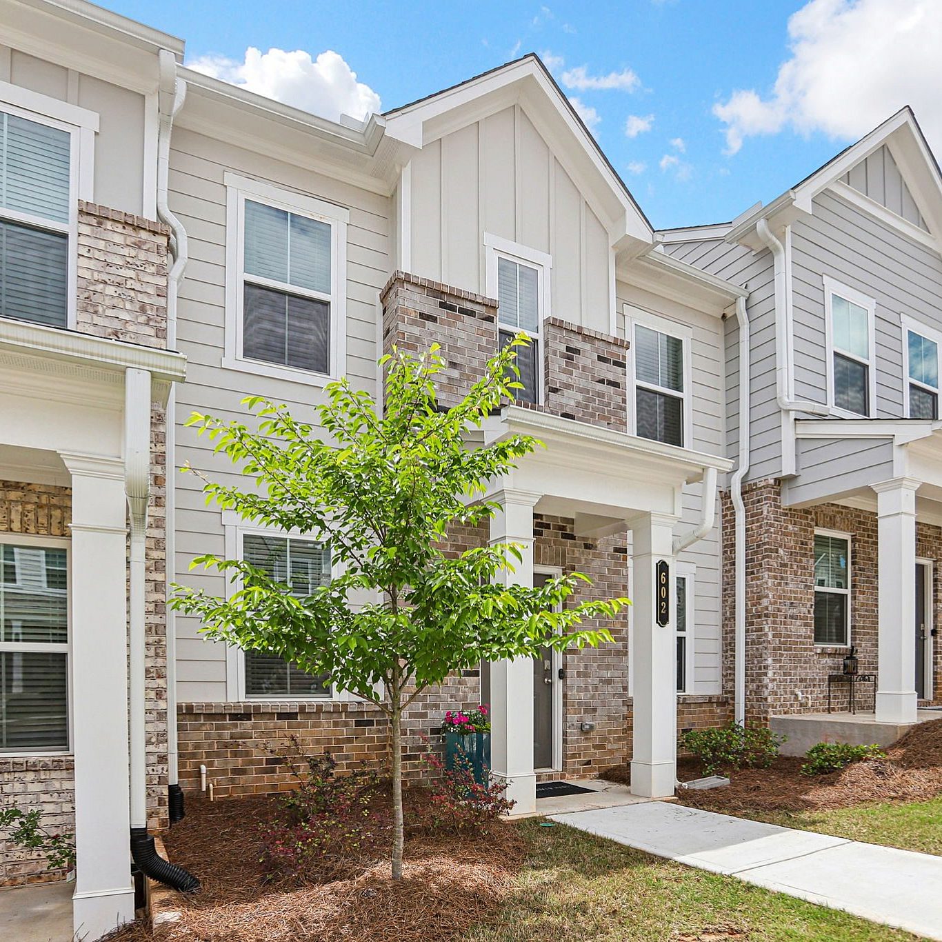 27 web or mls unit 602 003