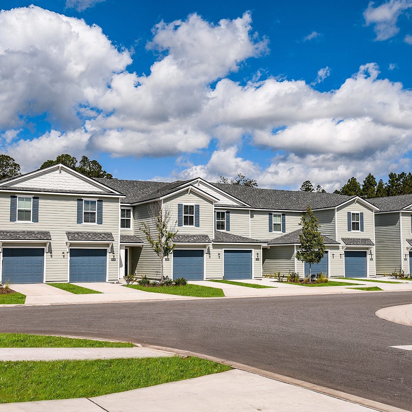 Liberty Square 7586 web